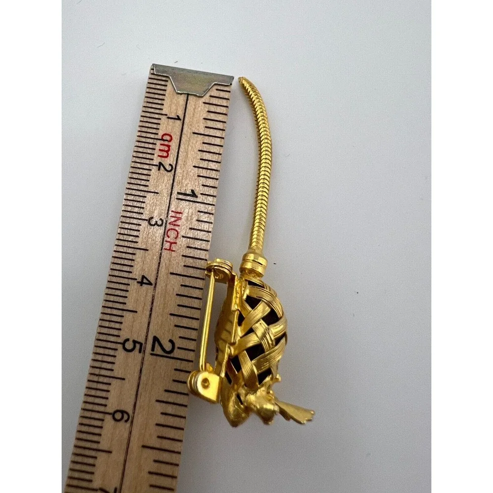 Vintage Gold‎ Mouse Wire Wrapped Red Glass Brooch Pin